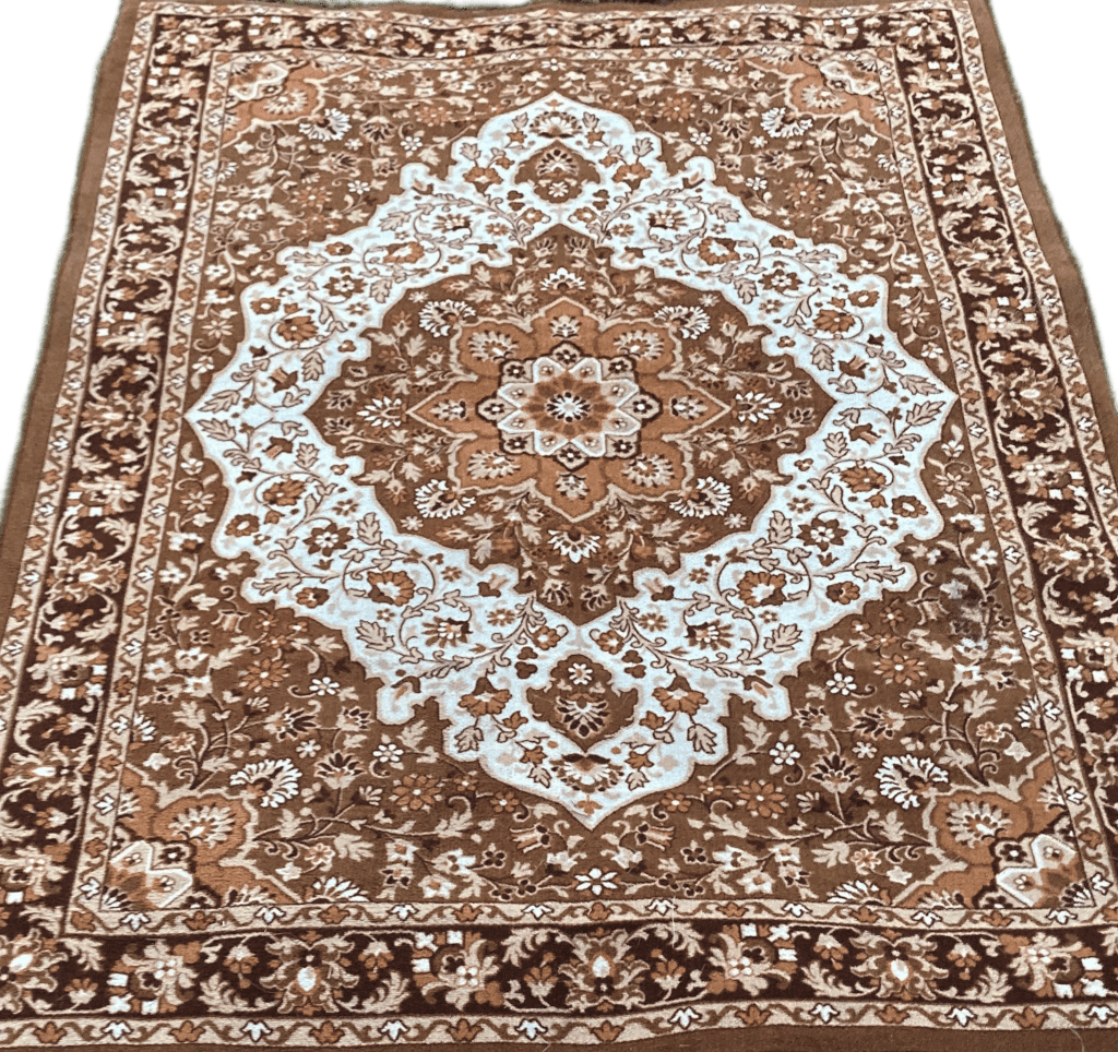 Looks like an eye, smells like beer